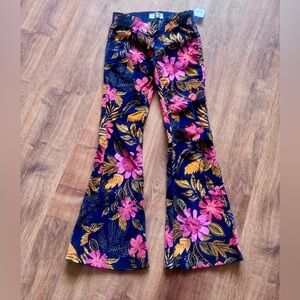 RARE Free People cheerful Velvet Bell-Bottom Women’s stretchy flares 25 BNWT 🌸